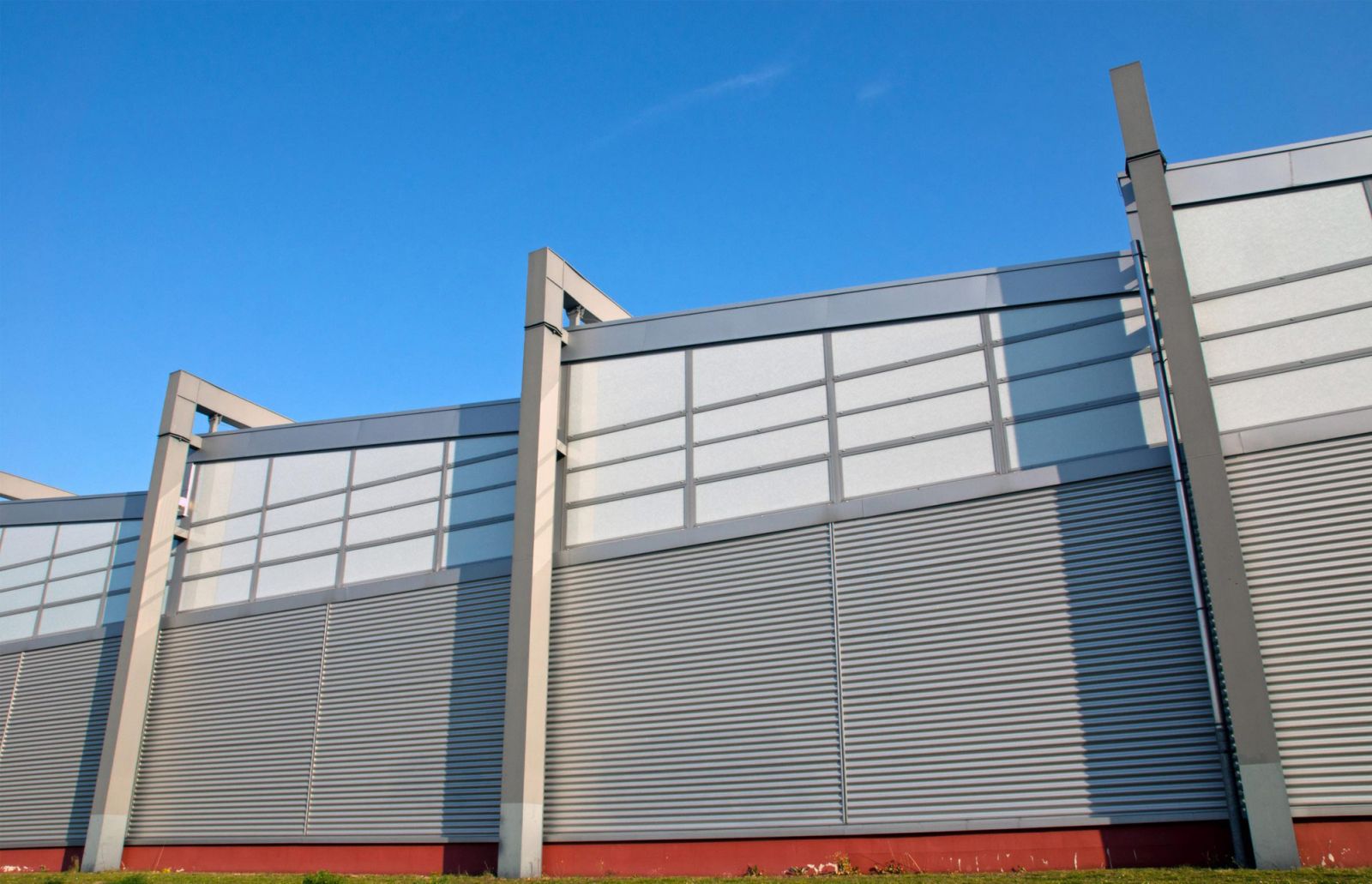 Article Aire+ - Optimisation de l'espace et de l'nergie dans les btiments industriels: Meilleures pratiques et solutions