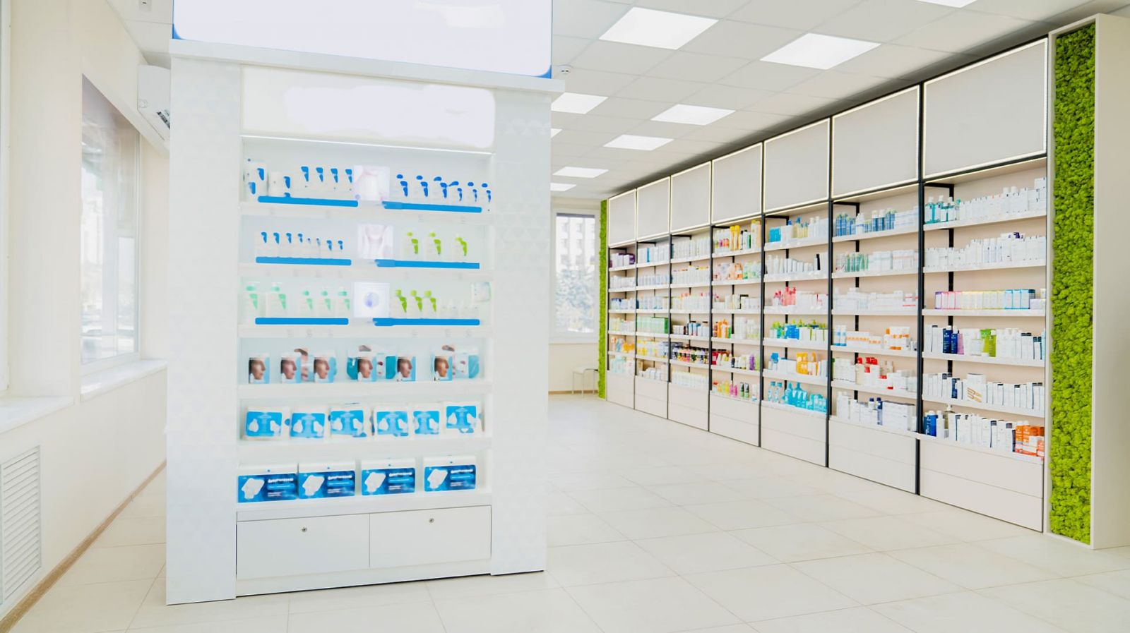 Article Aire+ - Pharmacies 2025-2030 : les nouvelles normes d’aménagement et d’agencement pour un parcours patient optimisé