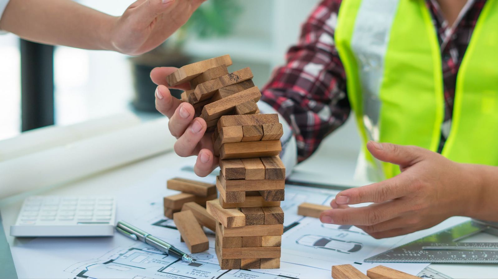 Article Aire+ - Ma�trise des risques en projet de construction : le r�le strat�gique du contractant g�n�ral