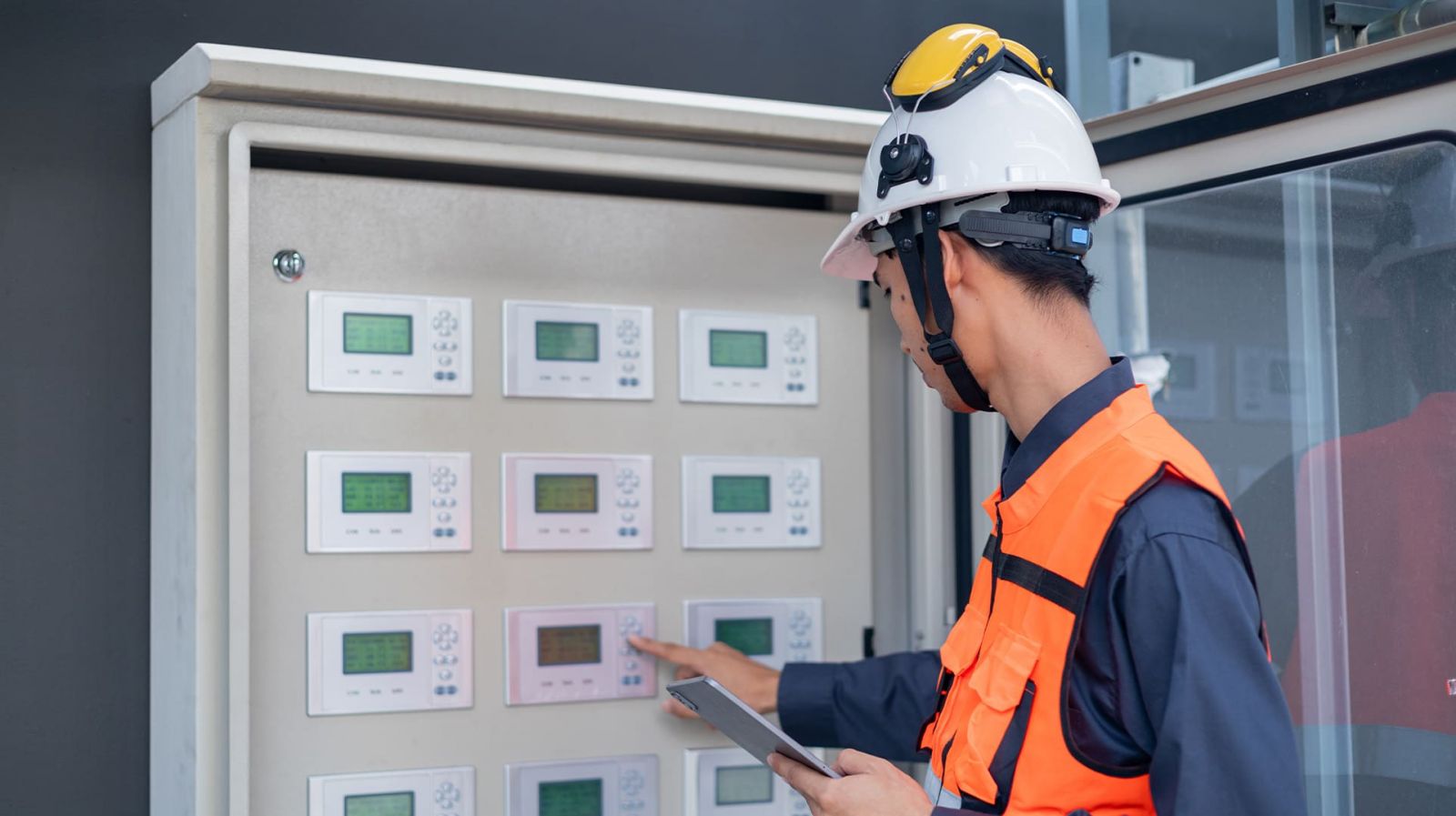 Article Aire+ - D�cret BACS : guide pratique pour mettre votre b�timent tertiaire en conformit�