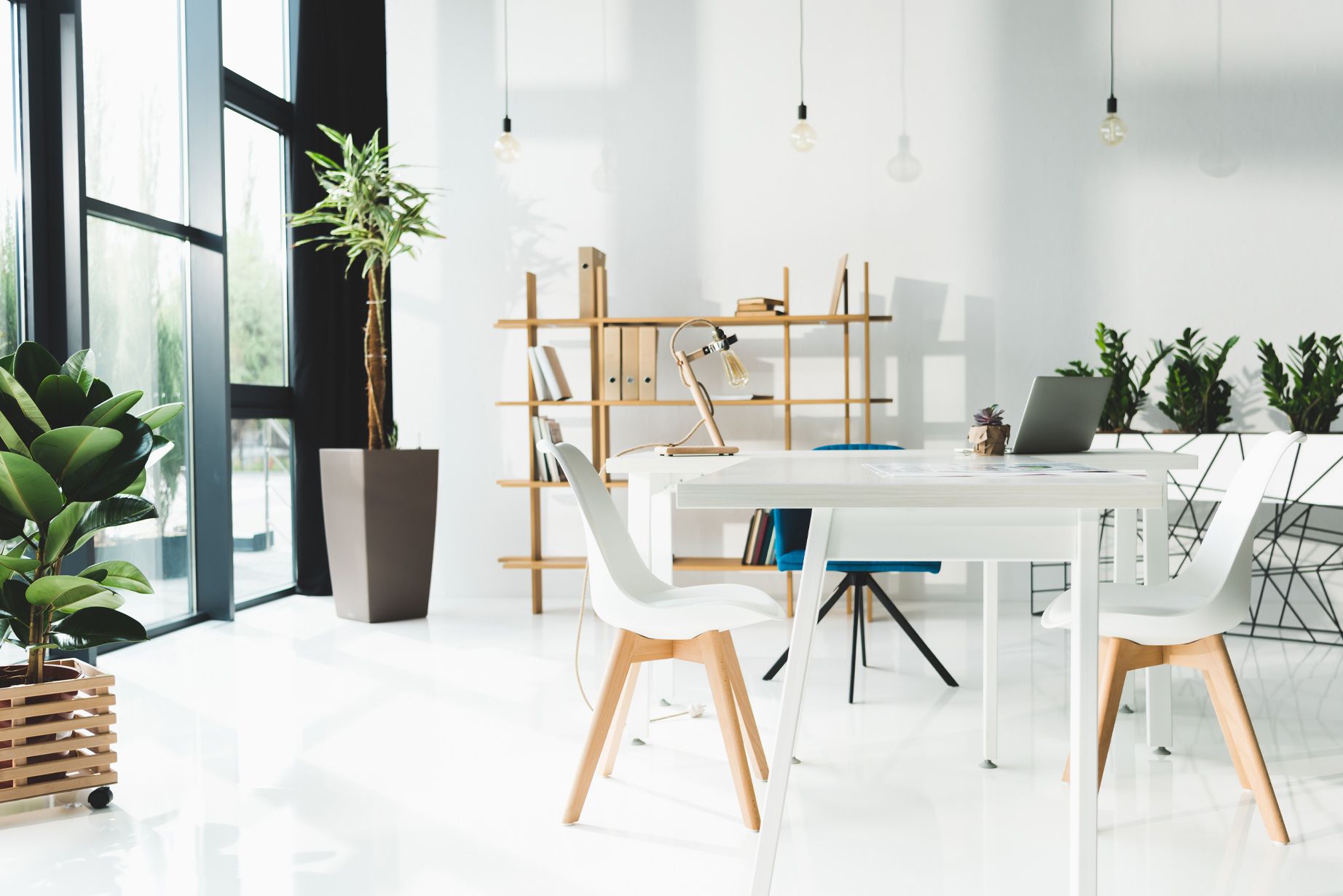 Article Aire+ - Optimiser l’espace de travail : 7 solutions de contractant gnral pour des bureaux modernes